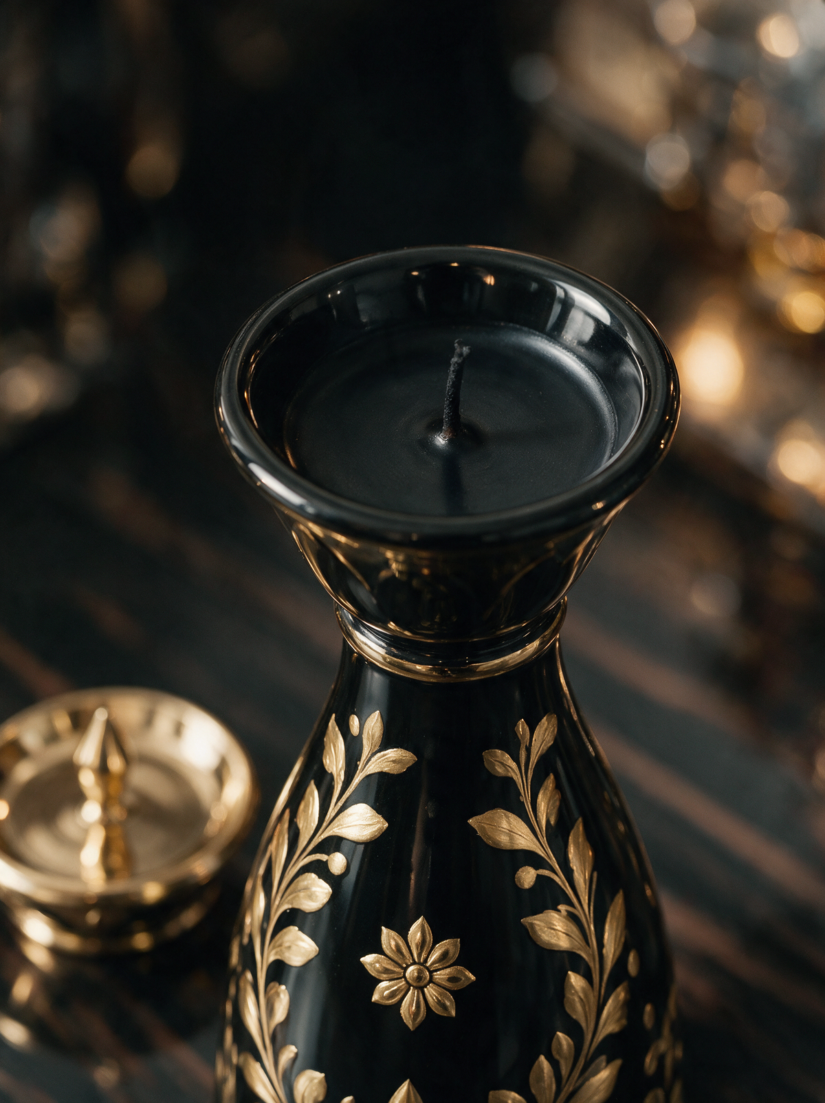 Oud Noir — Tall Bottle — Noir & Or (1)